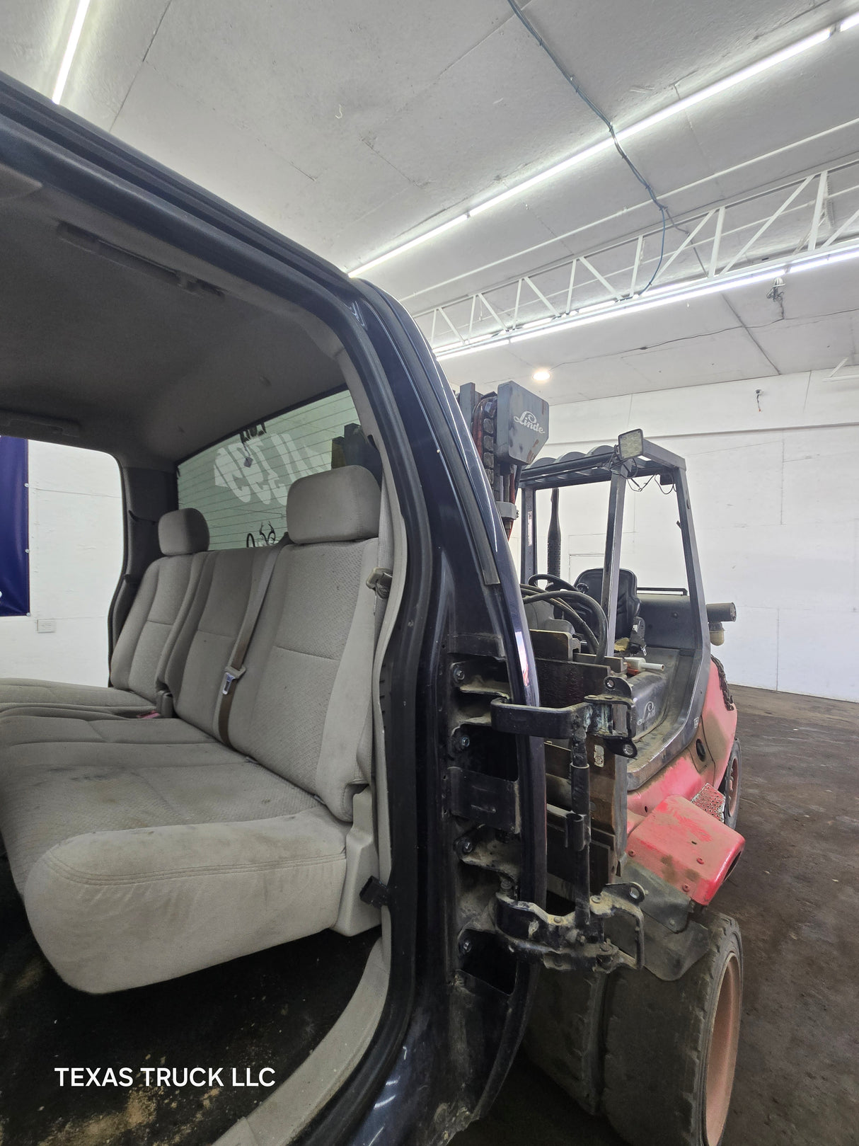 2007-2013 Chevrolet Silverado / GMC Sierra 1500 2500 3500 HD Extended Cab