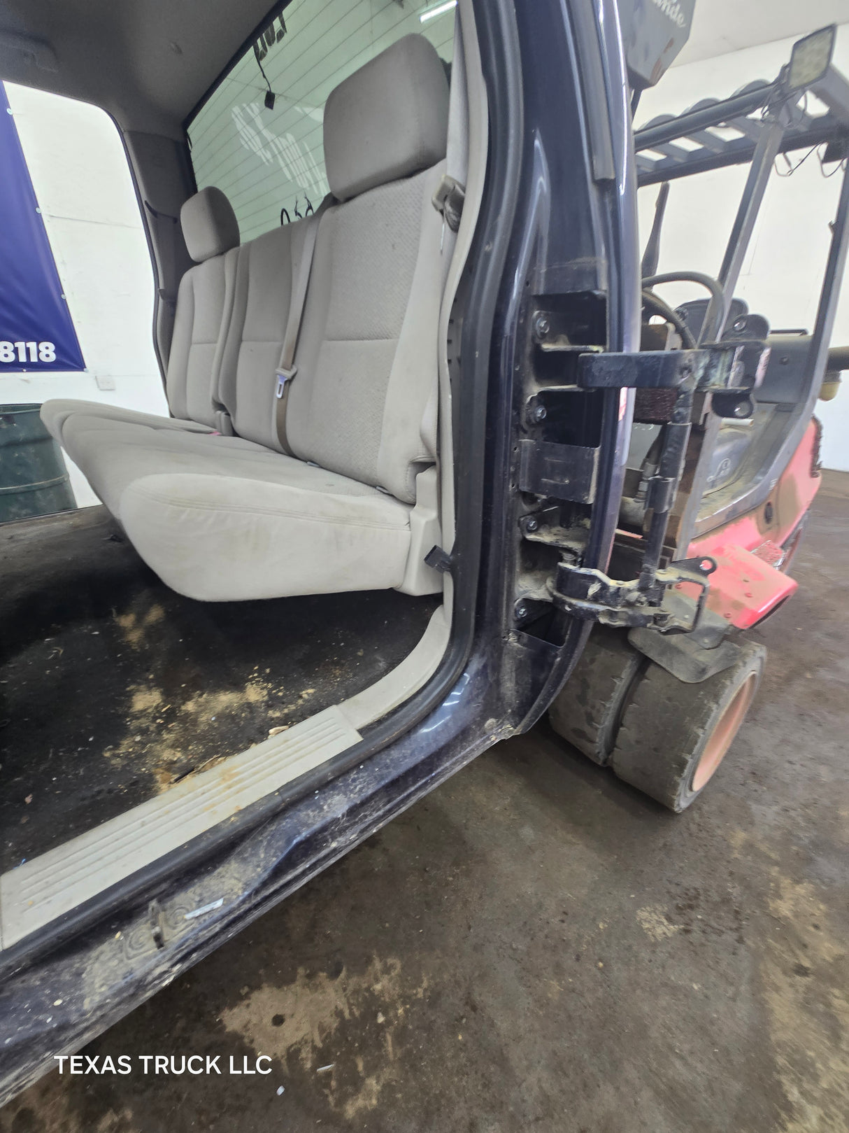2007-2013 Chevrolet Silverado / GMC Sierra 1500 2500 3500 HD Extended Cab