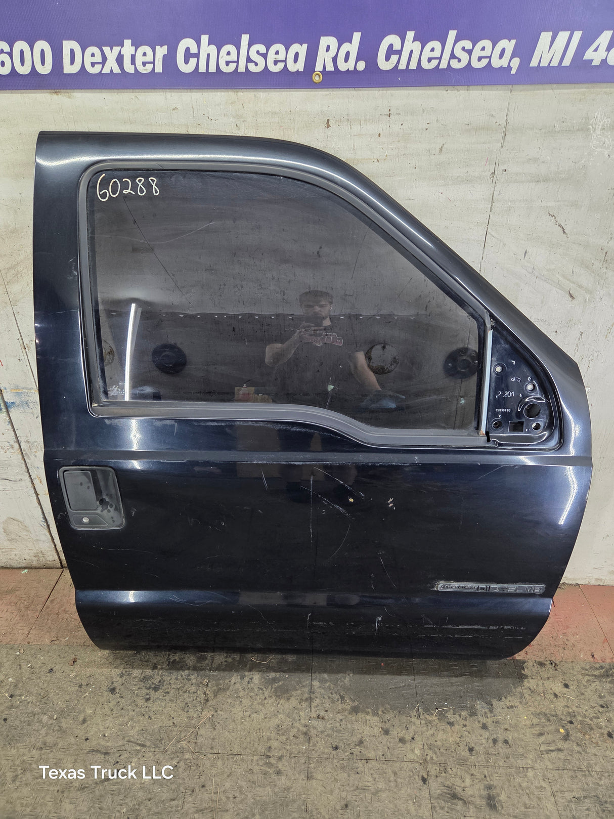 1999-2011 Ford Super Duty / Excursion Front Passenger RH Door F250 F350 F450 F550