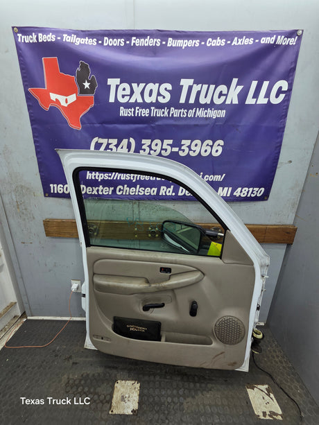 1999-2006 Chevrolet Silverado / GMC Sierra 1500 2500 3500 HD Front Driver Side Door LH