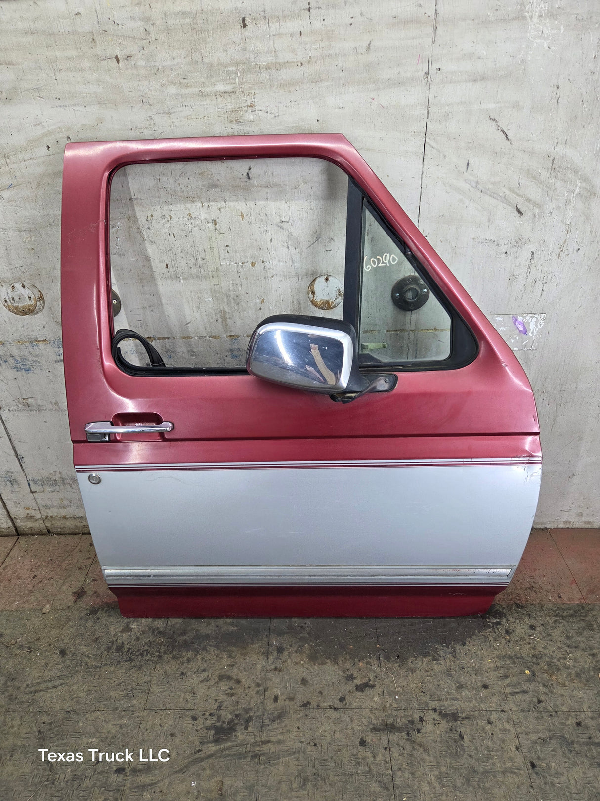 1987-1997 Ford F Series F250 F350 F450 F550 RH Passenger Side Front Door