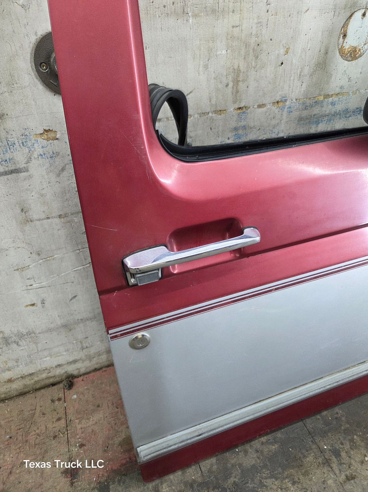 1987-1997 Ford F Series F250 F350 F450 F550 RH Passenger Side Front Door