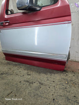 1987-1997 Ford F Series F250 F350 F450 F550 RH Passenger Side Front Door