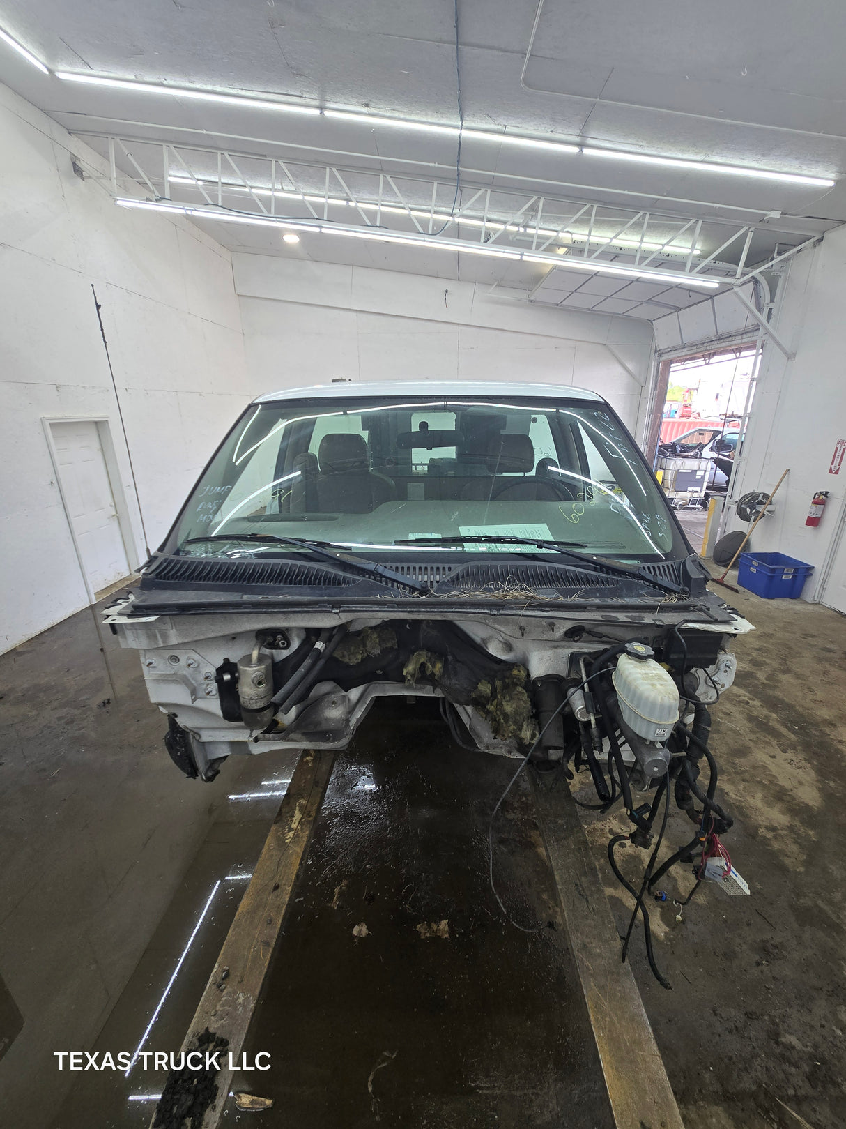 1999-2007 Chevrolet Silverado / GMC Sierra 1500 2500 HD 3500HD Regular Cab Body