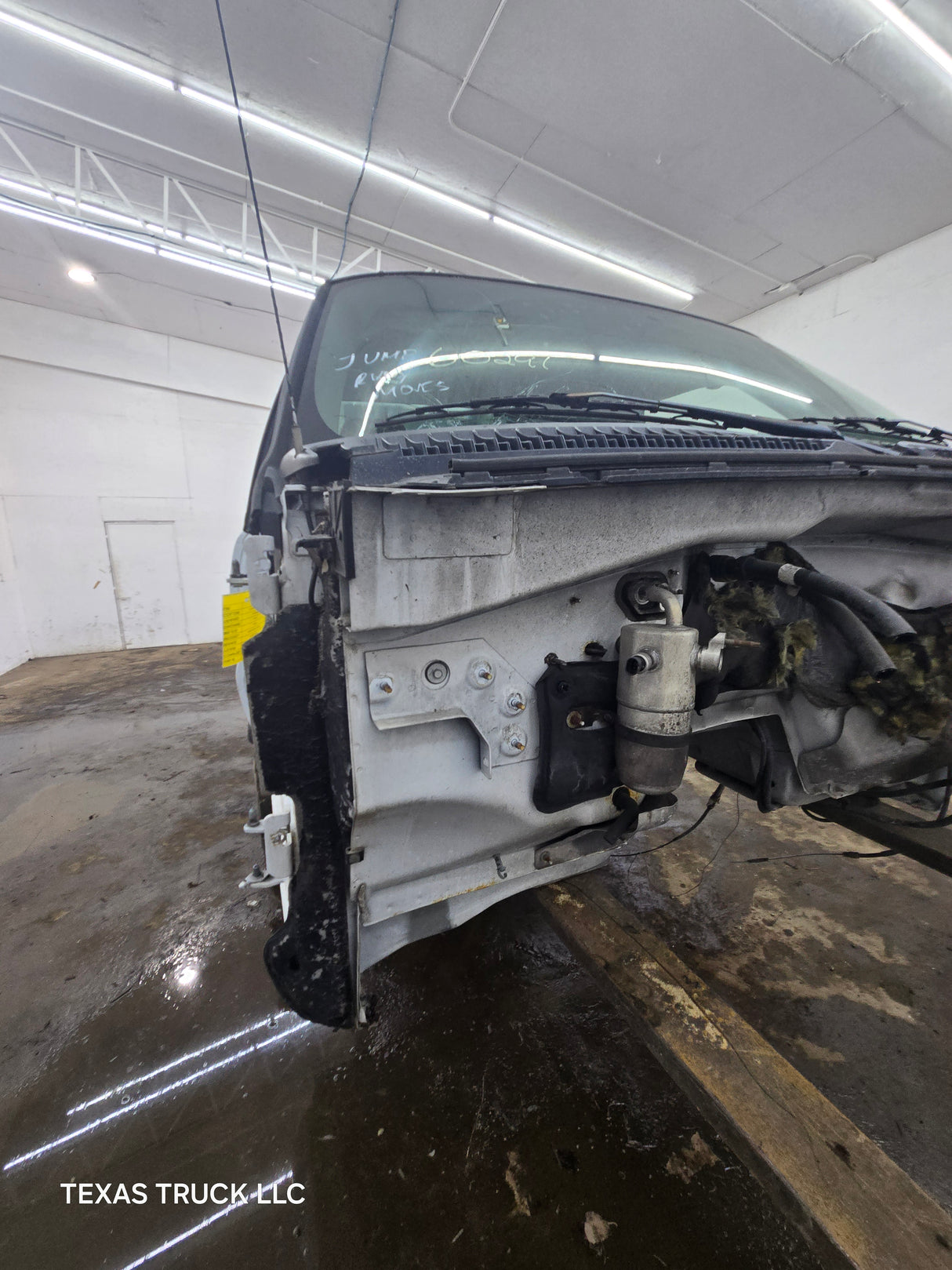 1999-2007 Chevrolet Silverado / GMC Sierra 1500 2500 HD 3500HD Regular Cab Body