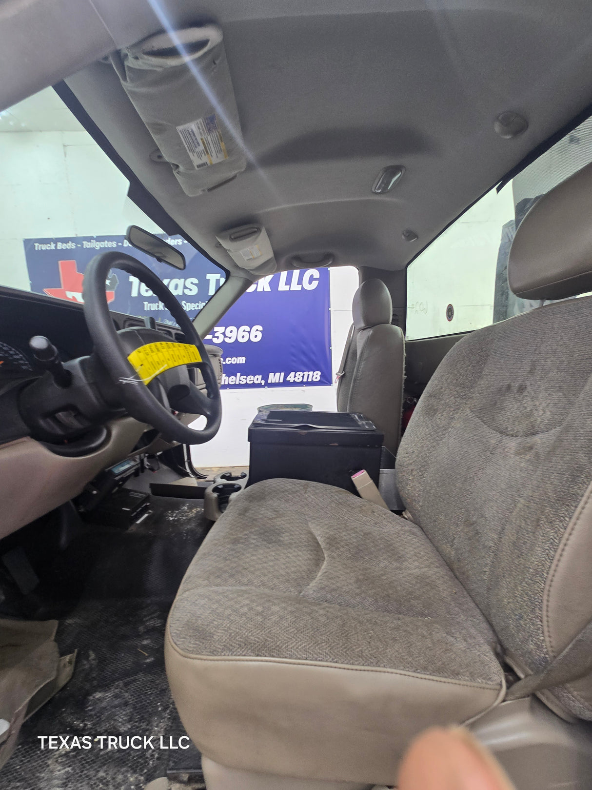 1999-2007 Chevrolet Silverado / GMC Sierra 1500 2500 HD 3500HD Regular Cab Body