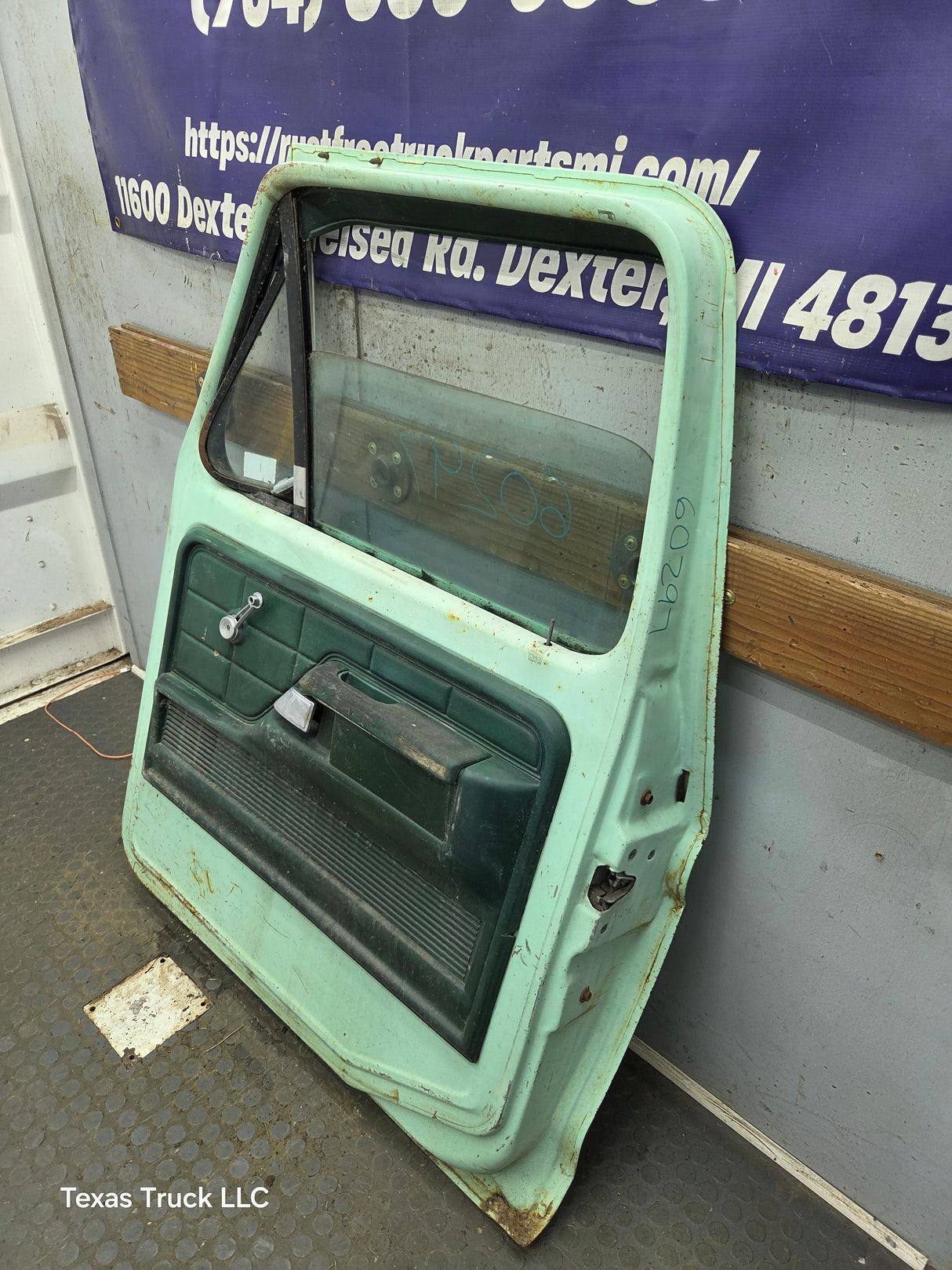 1973-1979 Ford F100 F150 F250 F350 RH Passenger Side Front Door