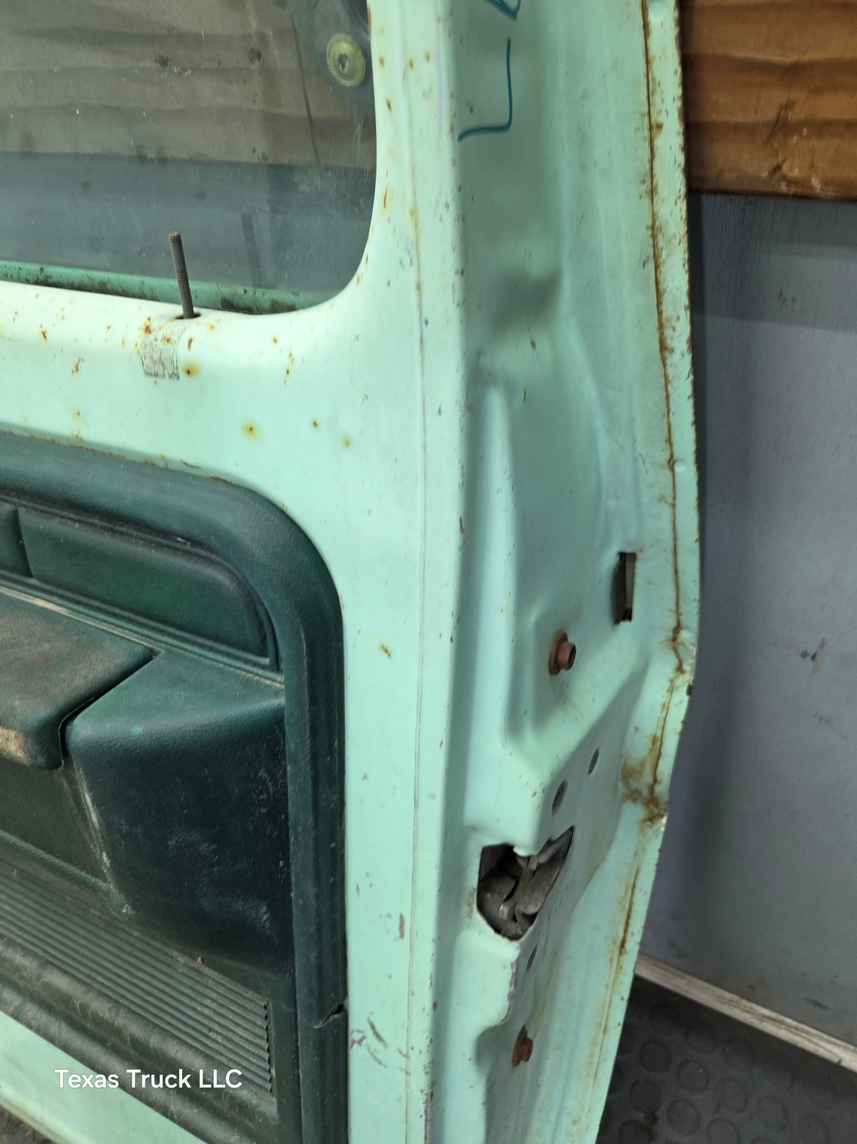1973-1979 Ford F100 F150 F250 F350 RH Passenger Side Front Door