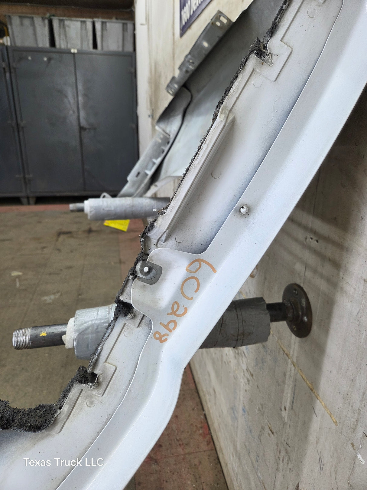 2008-2010 Ford Super Duty F250 F350 RH Passenger Side Fender