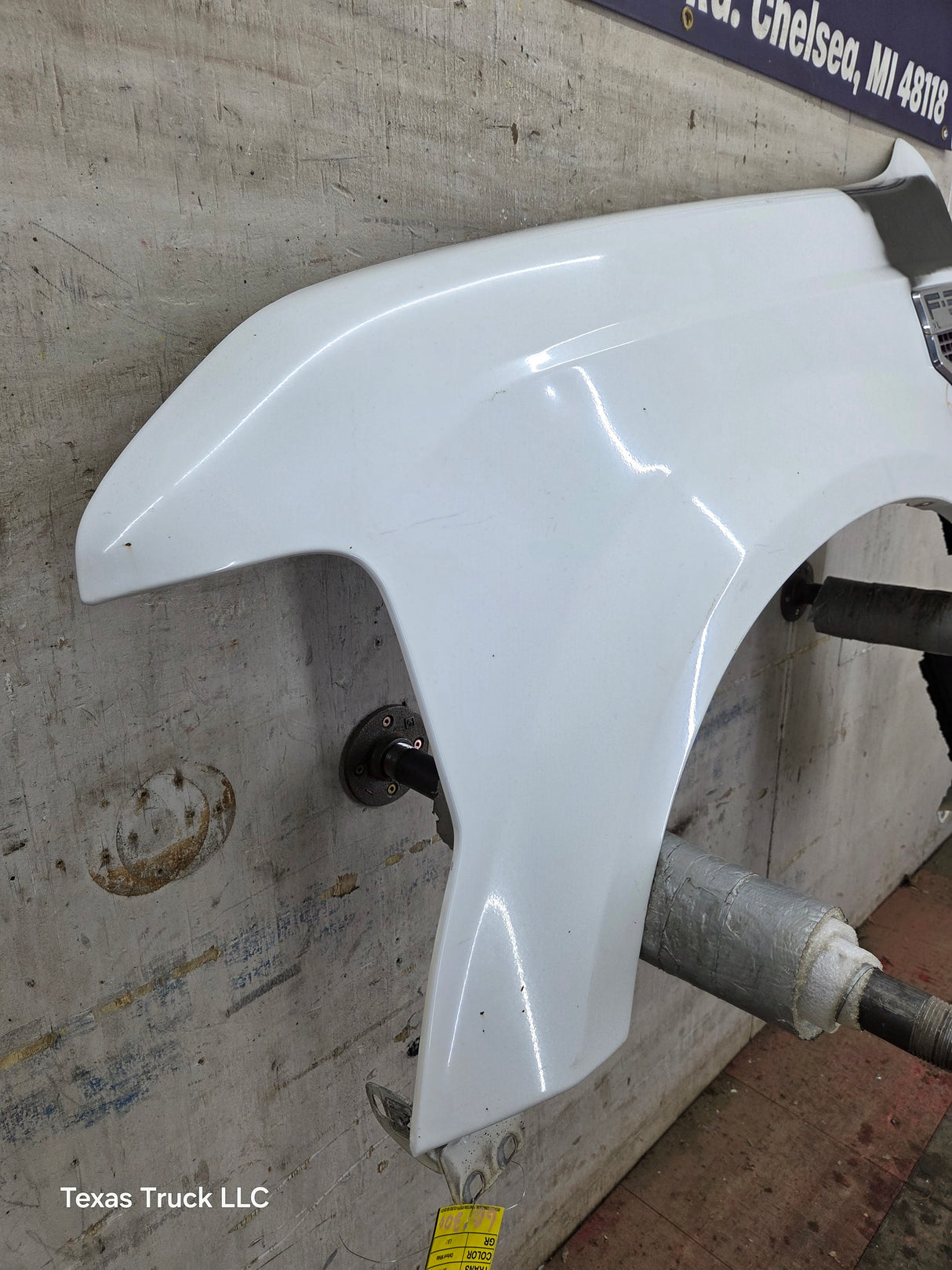 2008-2010 Ford Super Duty F250 F350 LH Driver Side Fender