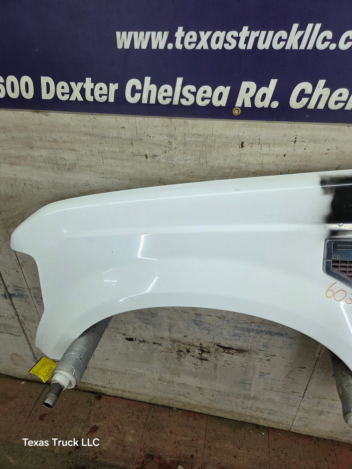 2008-2010 Ford Super Duty F250 F350 LH Driver Side Fender