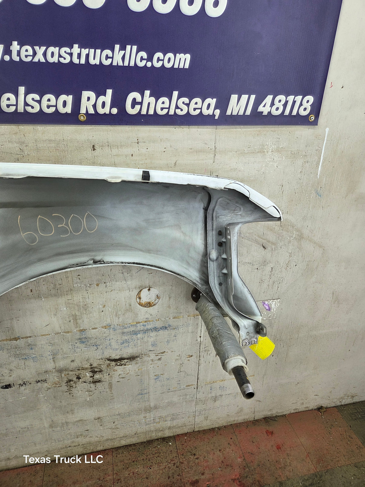 2008-2010 Ford Super Duty F250 F350 LH Driver Side Fender