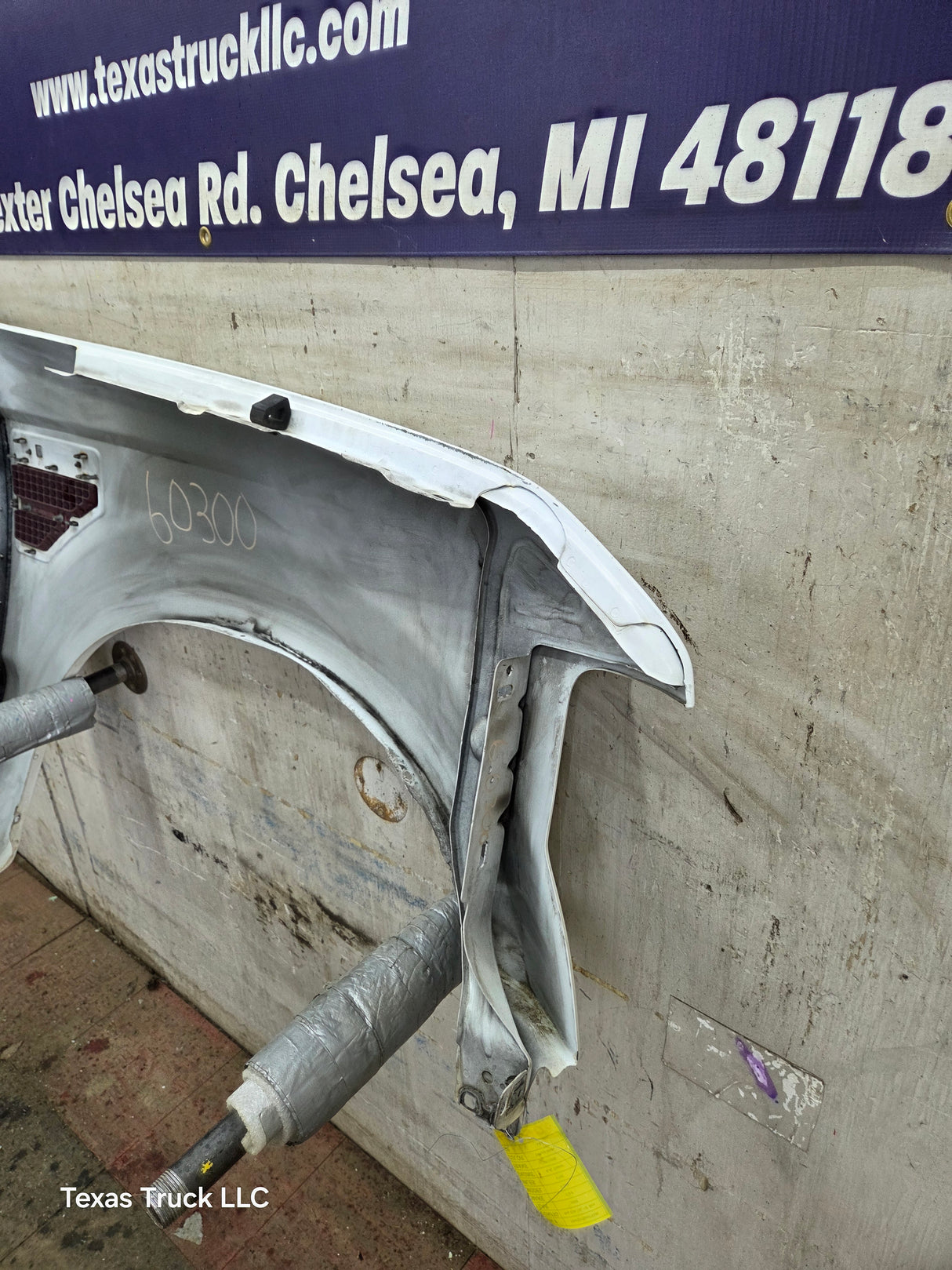 2008-2010 Ford Super Duty F250 F350 LH Driver Side Fender