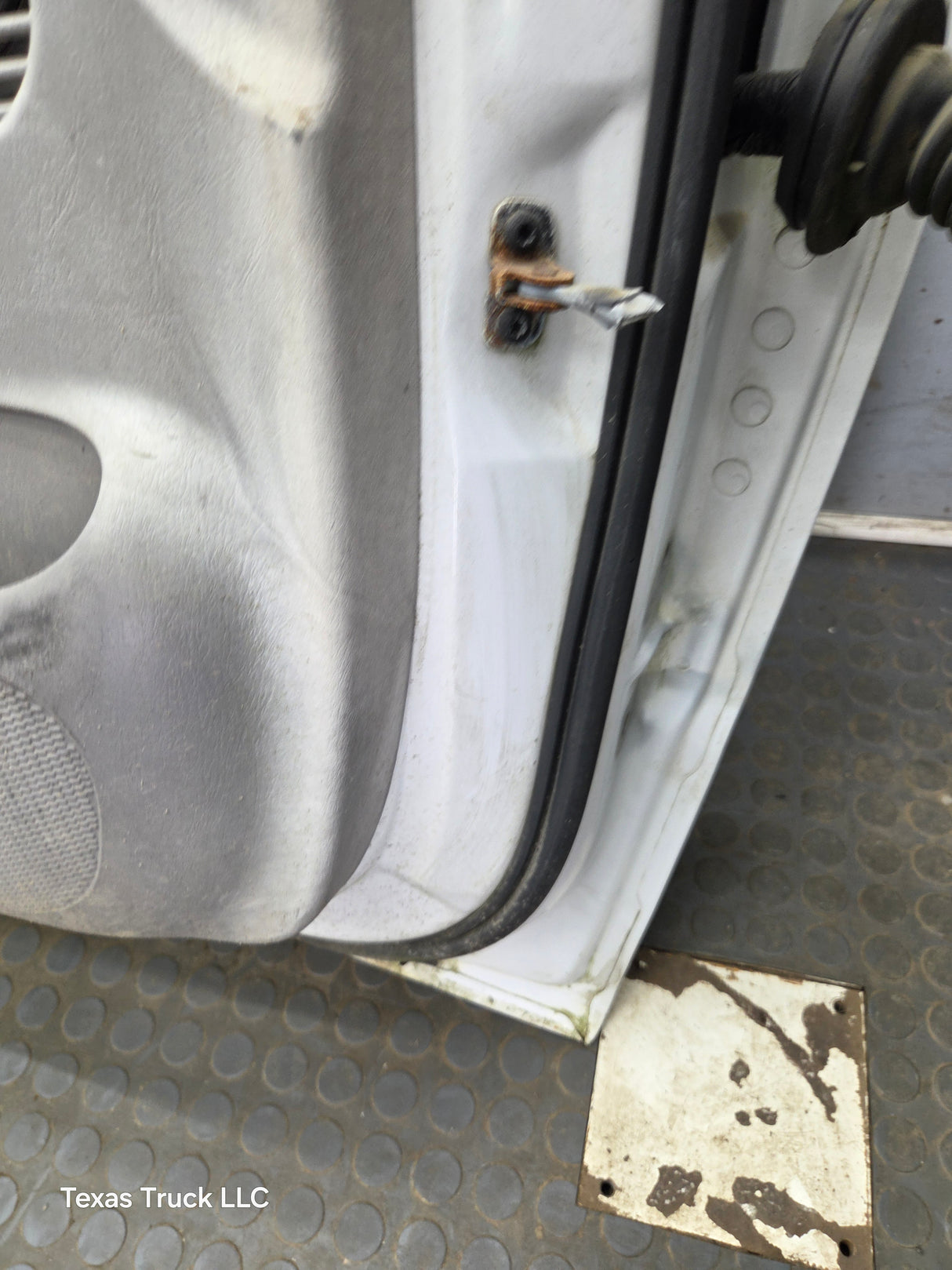 1997-2003 Ford F150 Crew Cab Driver Side LH Front Door