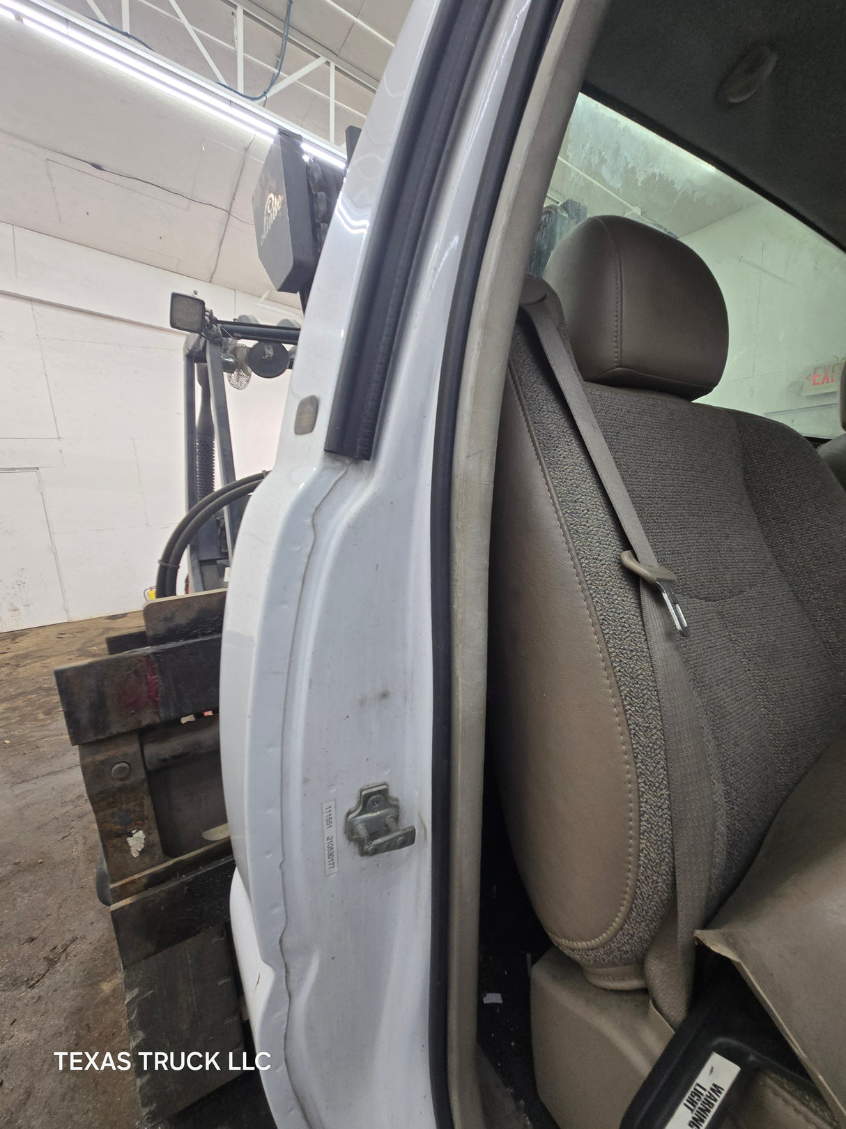 1999-2007 Chevrolet Silverado / GMC Sierra 1500 2500 HD 3500HD Regular Cab Body