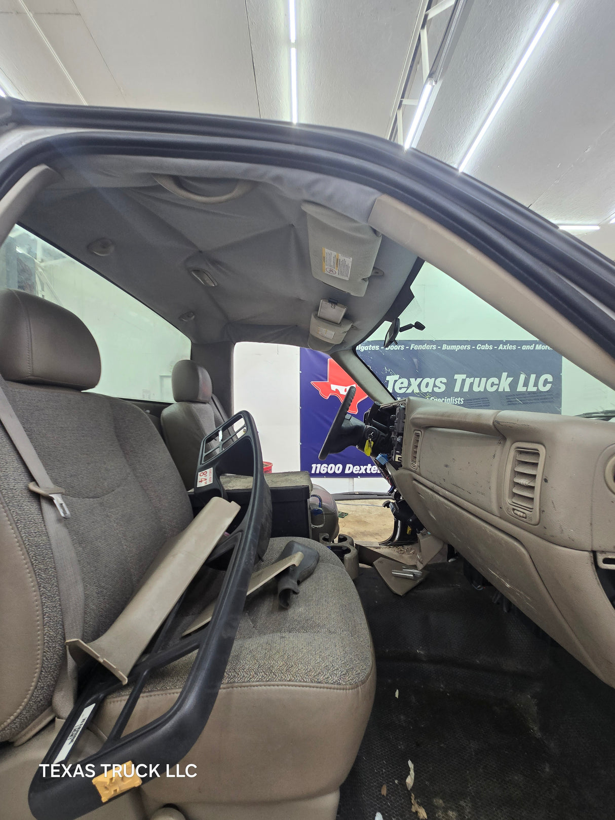 1999-2007 Chevrolet Silverado / GMC Sierra 1500 2500 HD 3500HD Regular Cab Body