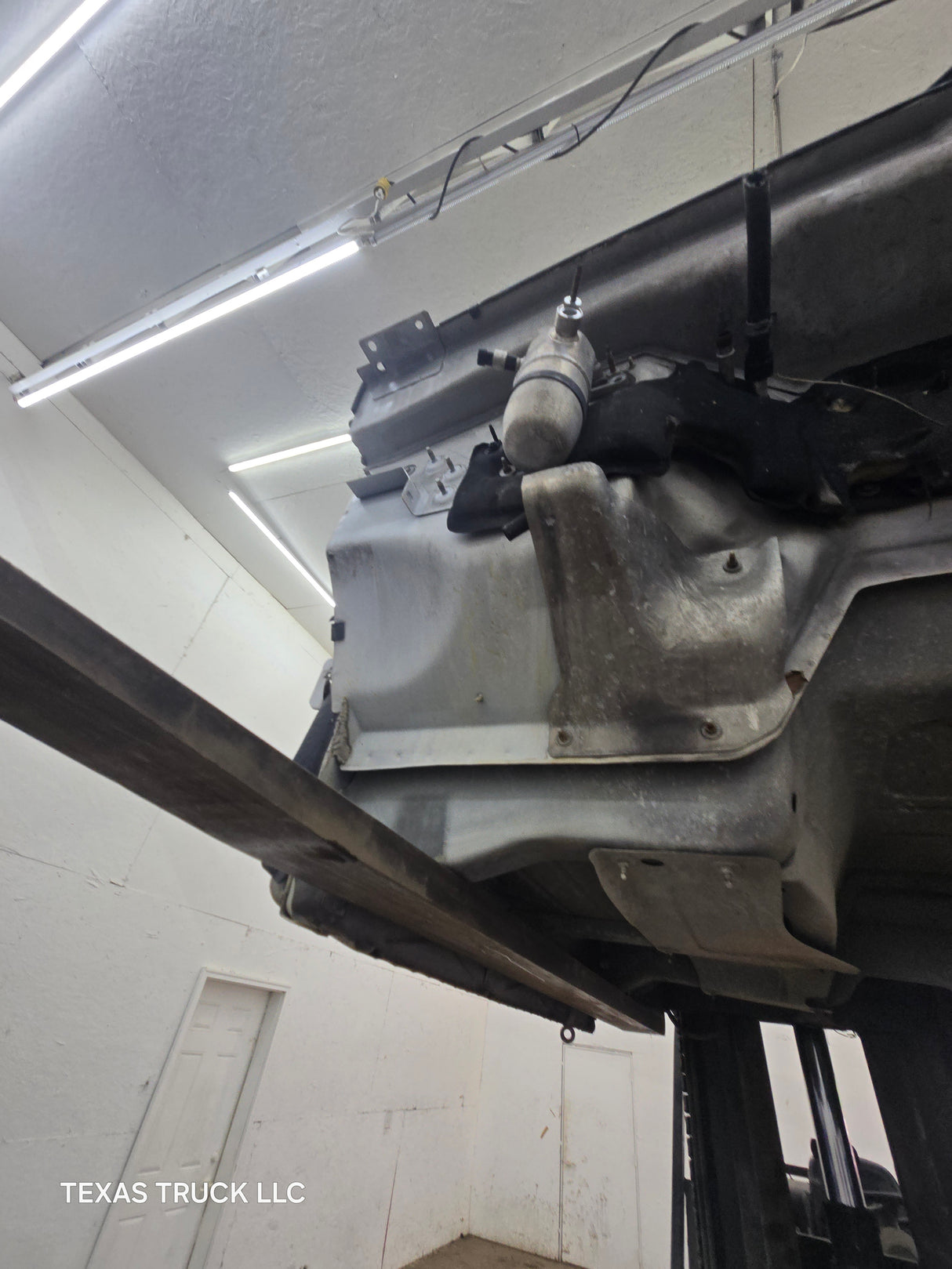 1999-2007 Chevrolet Silverado / GMC Sierra 1500 2500 HD 3500HD Regular Cab Body