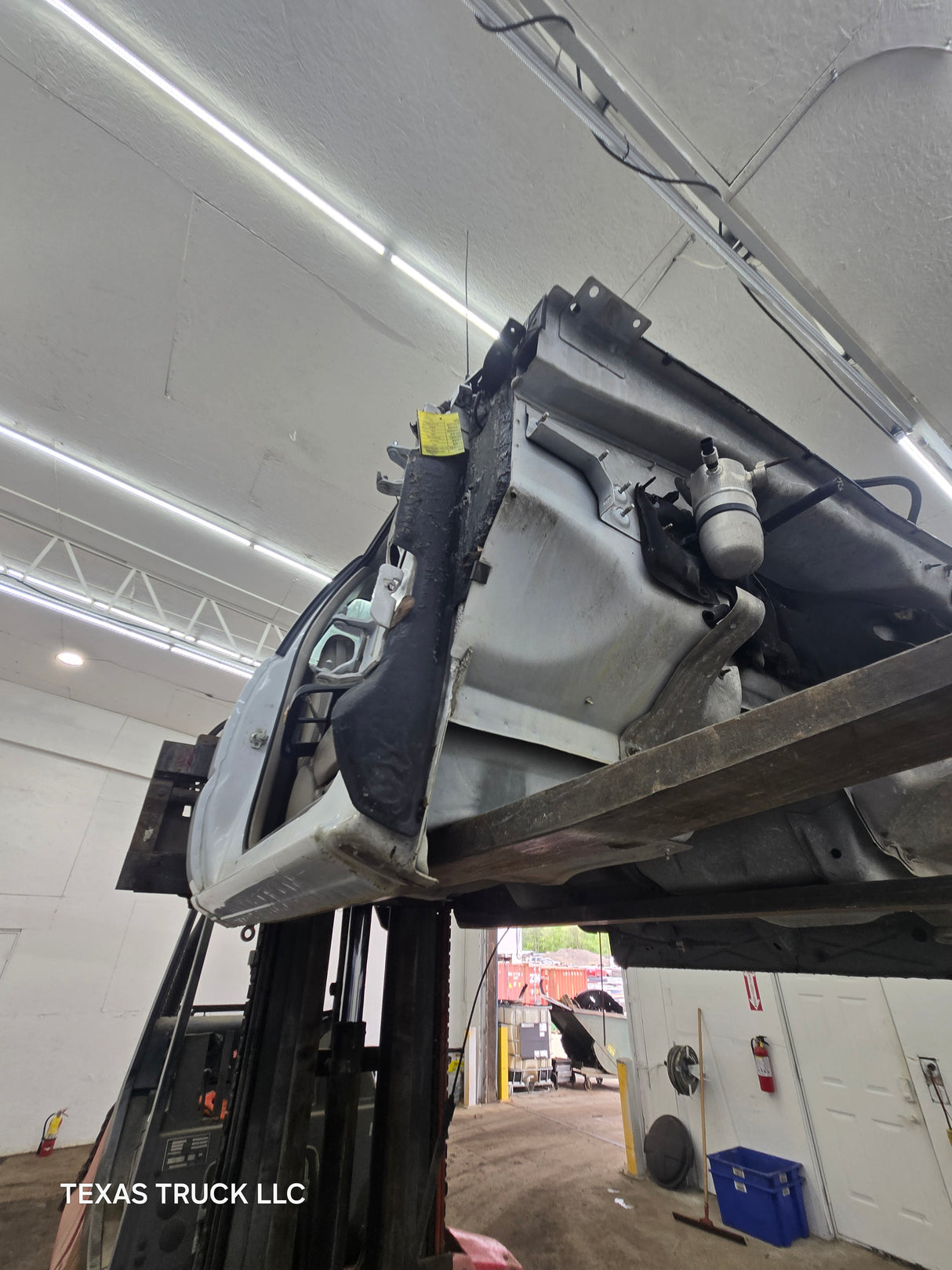 1999-2007 Chevrolet Silverado / GMC Sierra 1500 2500 HD 3500HD Regular Cab Body