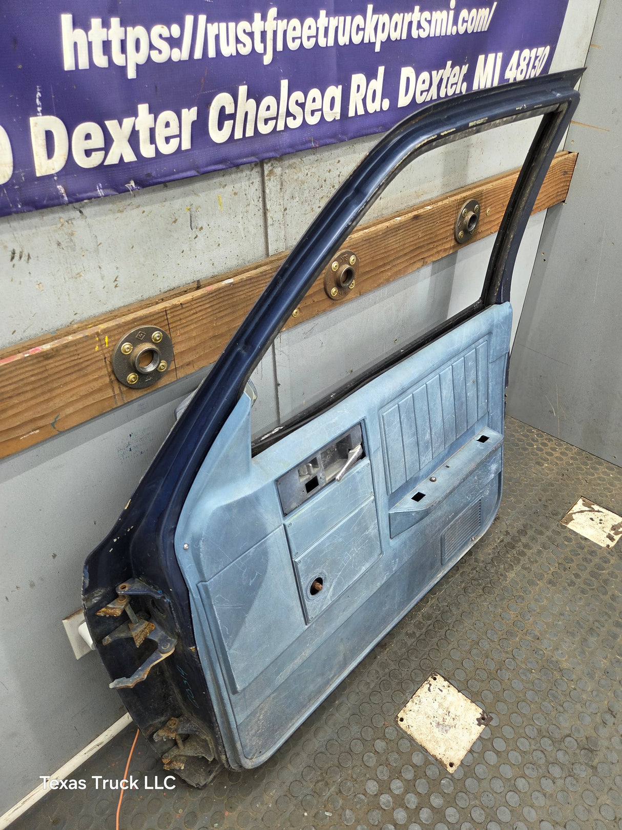 1982-1993 Chevrolet S10 /  GMC S15 Sonoma RH Passenger Side Front Door