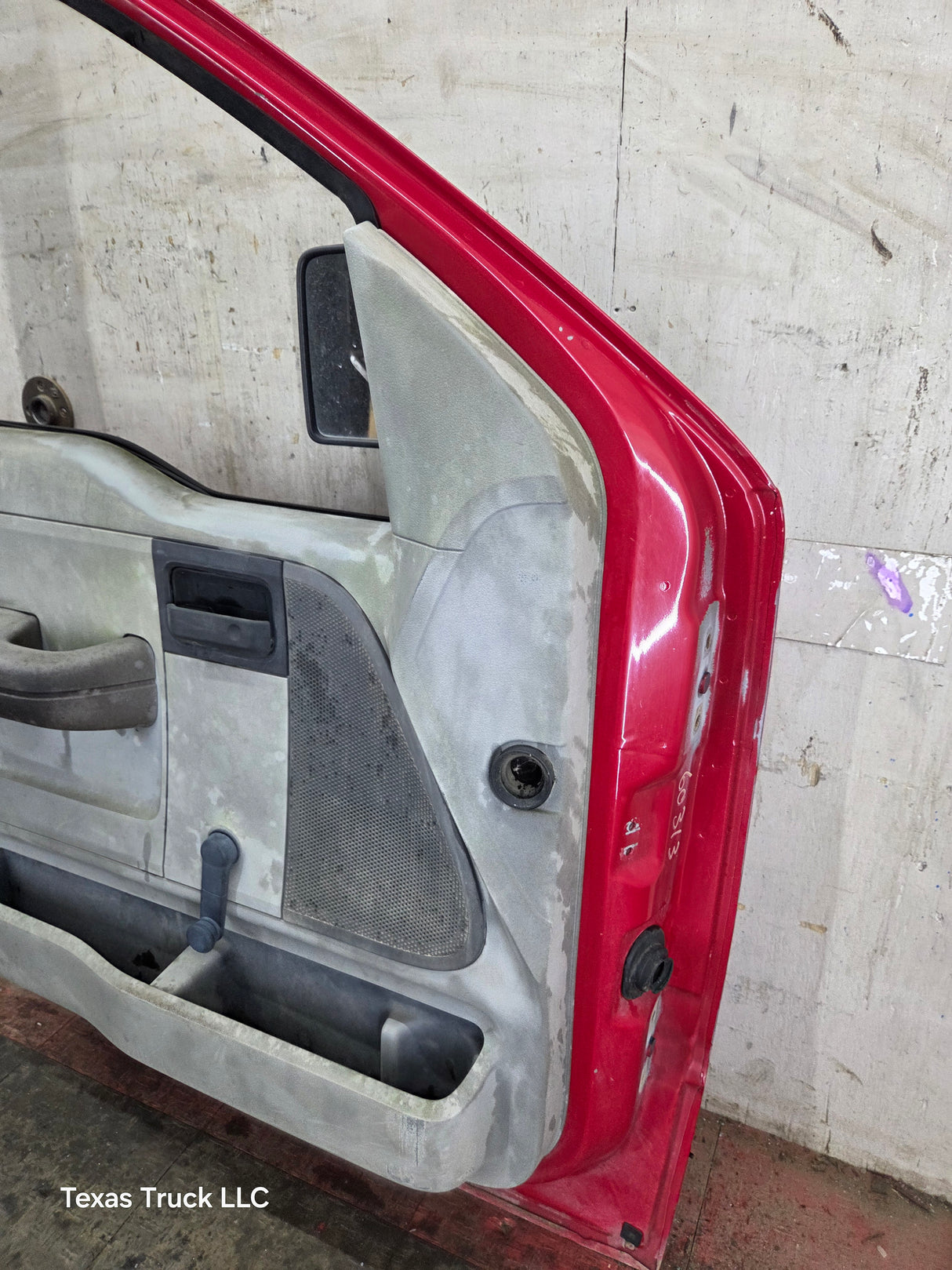 2004-2008 Ford F150 LH Driver Front CREW Cab Door