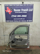 1999-2006 Chevrolet Silverado / GMC Sierra 1500 2500 3500 HD Front Passenger Side Door RH
