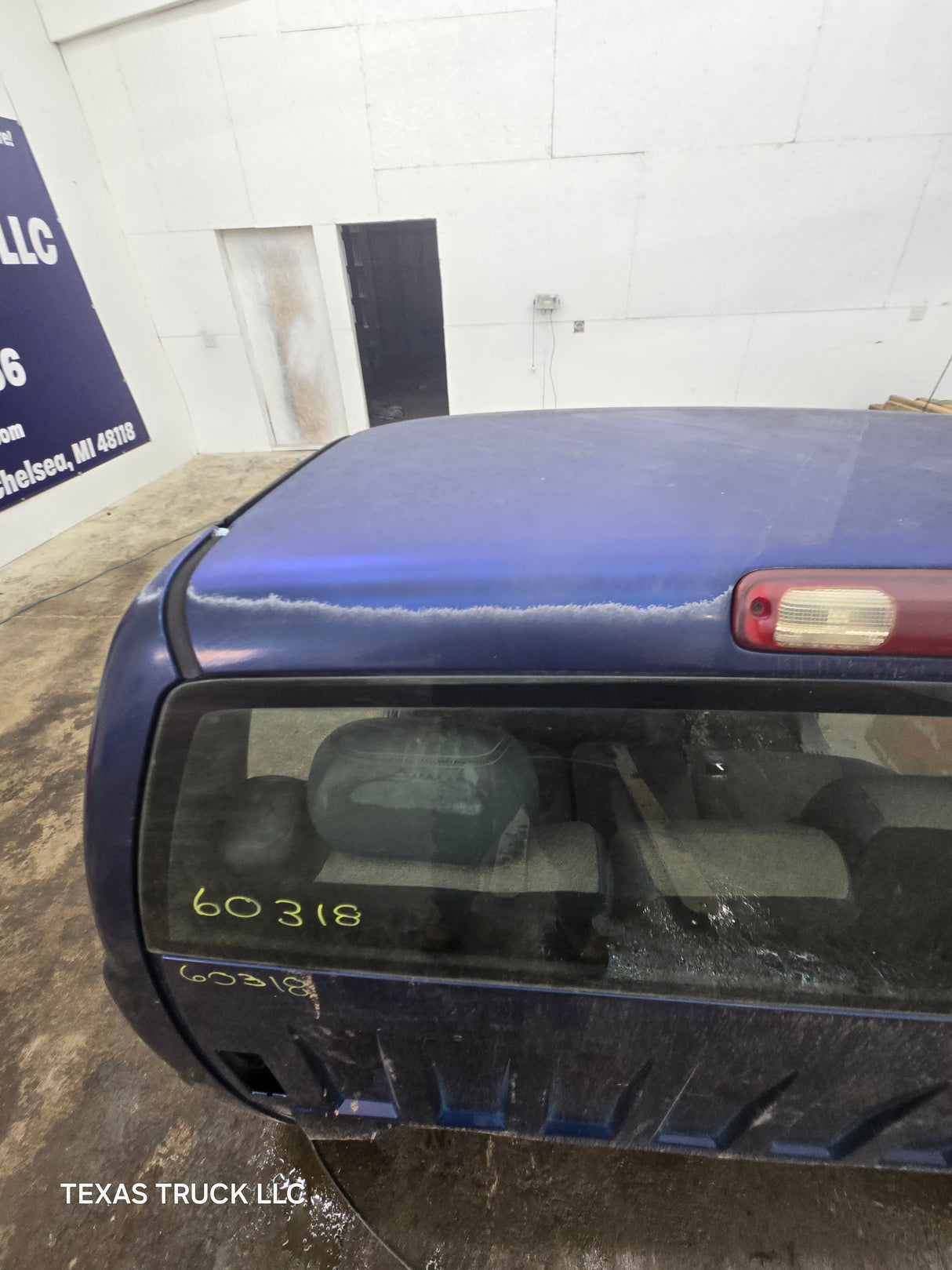 1999-2007 Chevrolet Silverado / GMC Sierra 1500 2500 HD 3500HD Regular Cab Body - Summit white