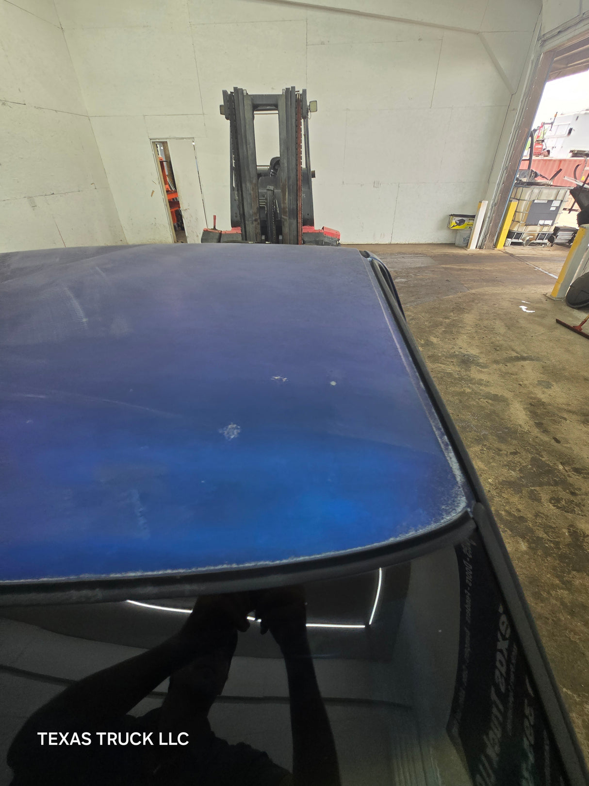 1999-2007 Chevrolet Silverado / GMC Sierra 1500 2500 HD 3500HD Regular Cab Body - Summit white