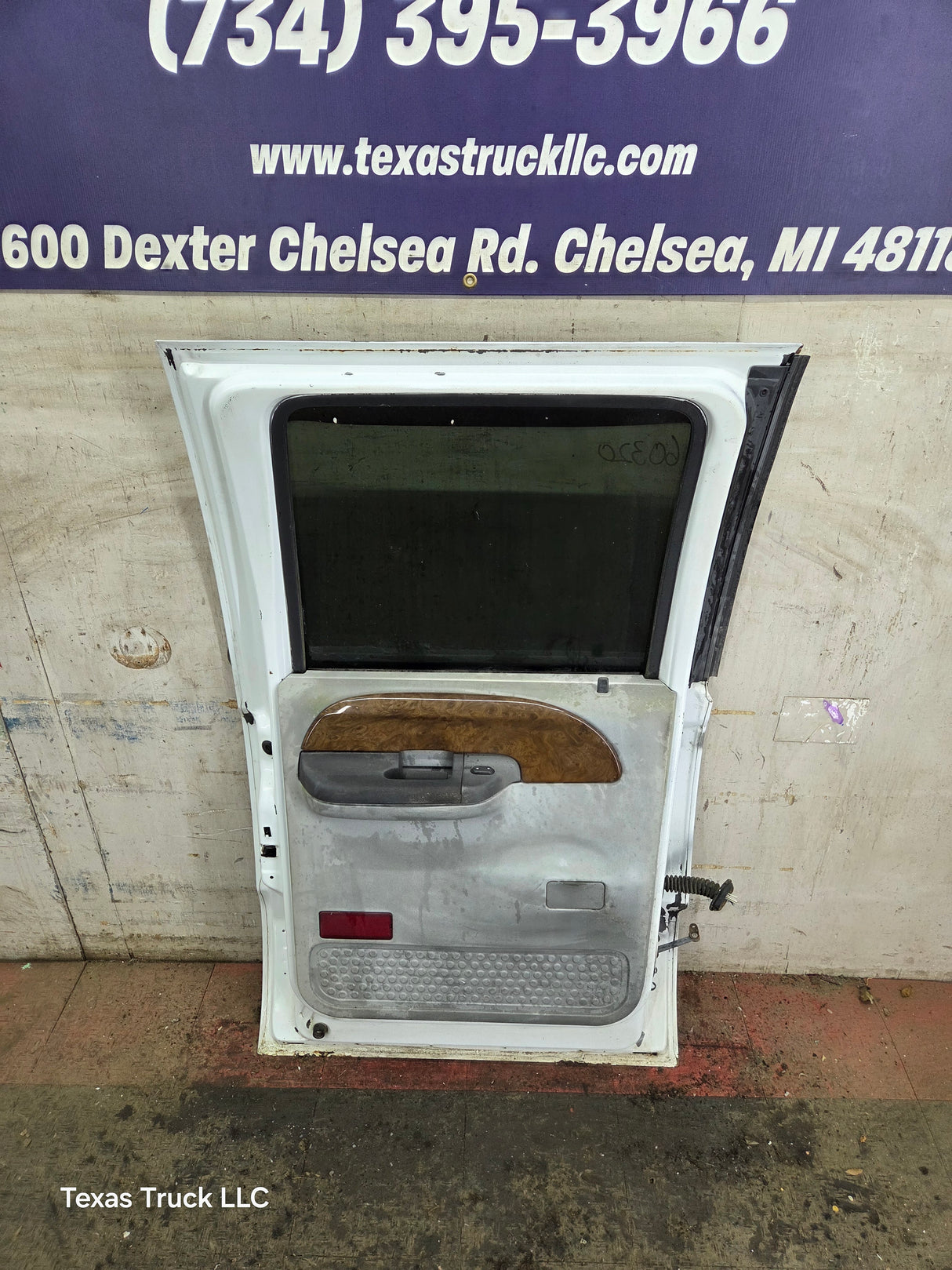 1999-2011 Ford Super Duty LH Driver Side Rear Crew Cab Door F250 F350 F450 F550
