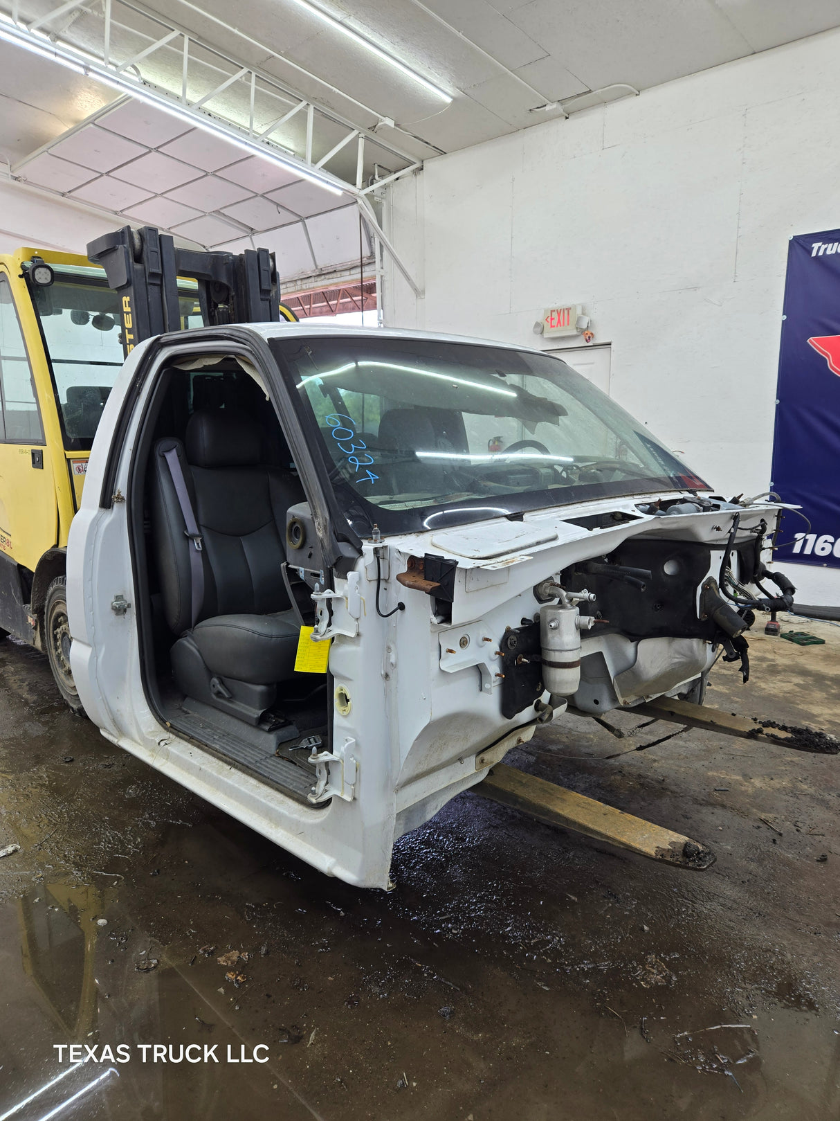 1999-2007 Chevrolet Silverado / GMC Sierra 1500 2500 HD 3500HD Regular Cab Body