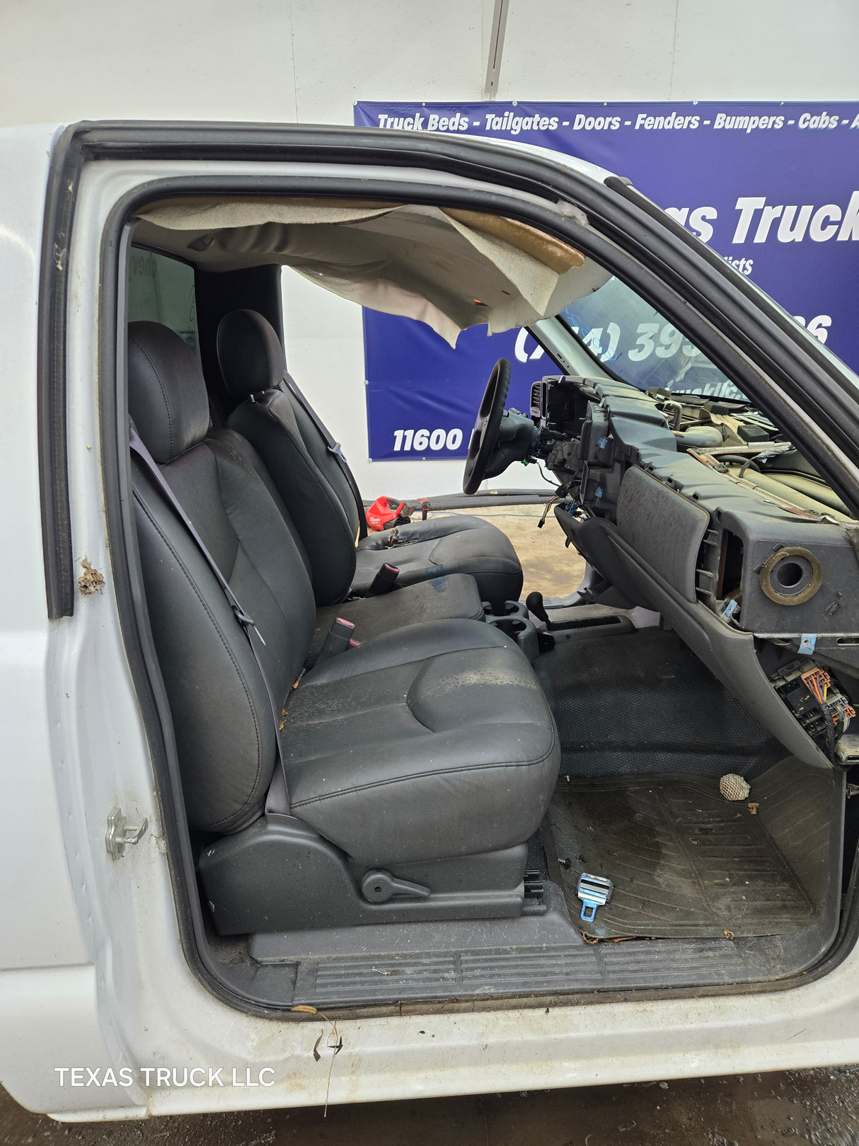 1999-2007 Chevrolet Silverado / GMC Sierra 1500 2500 HD 3500HD Regular Cab Body