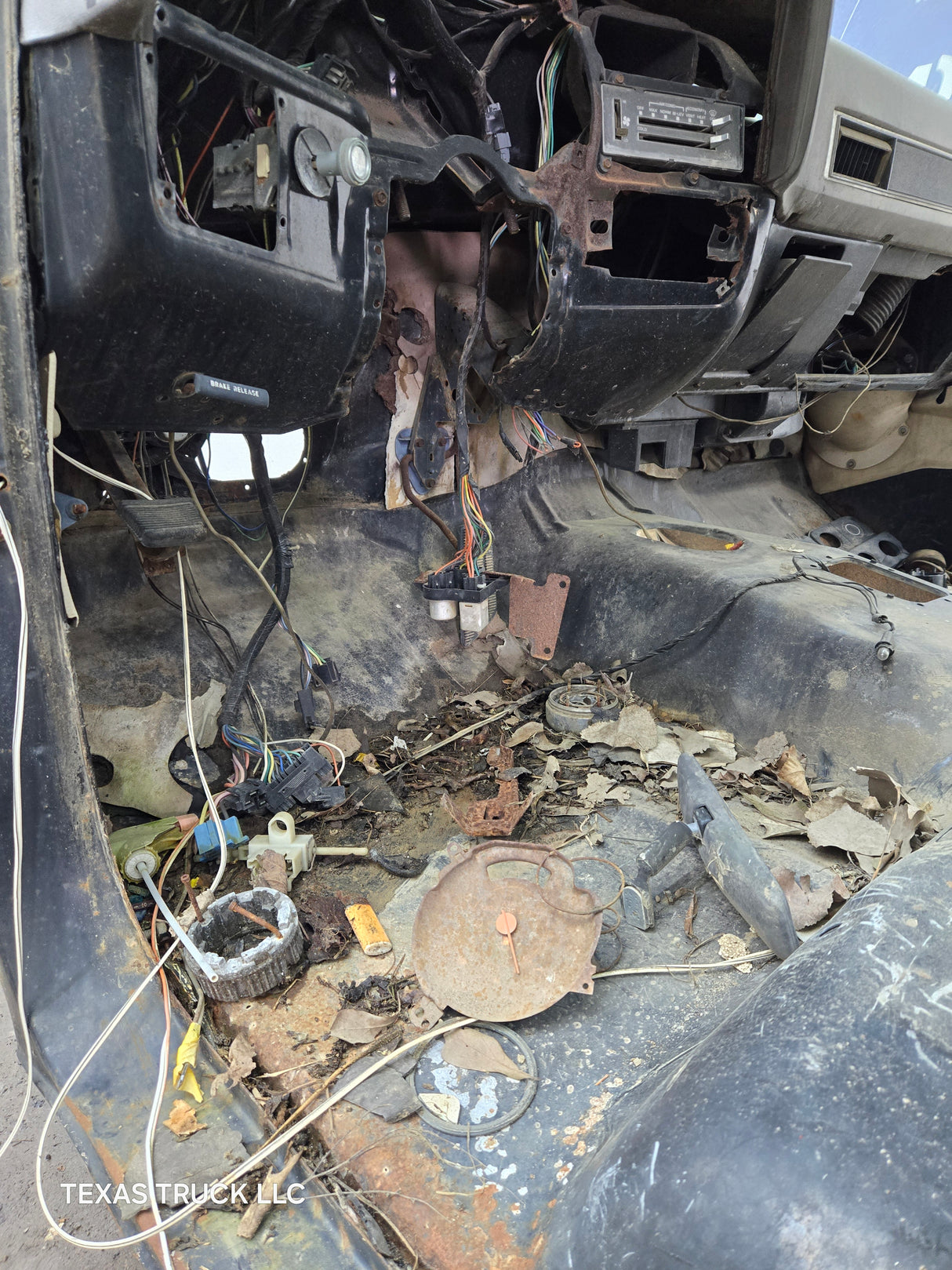 1973-1987 Chevrolet / GMC Square Body Regular Cab Truck Cab K series / C series