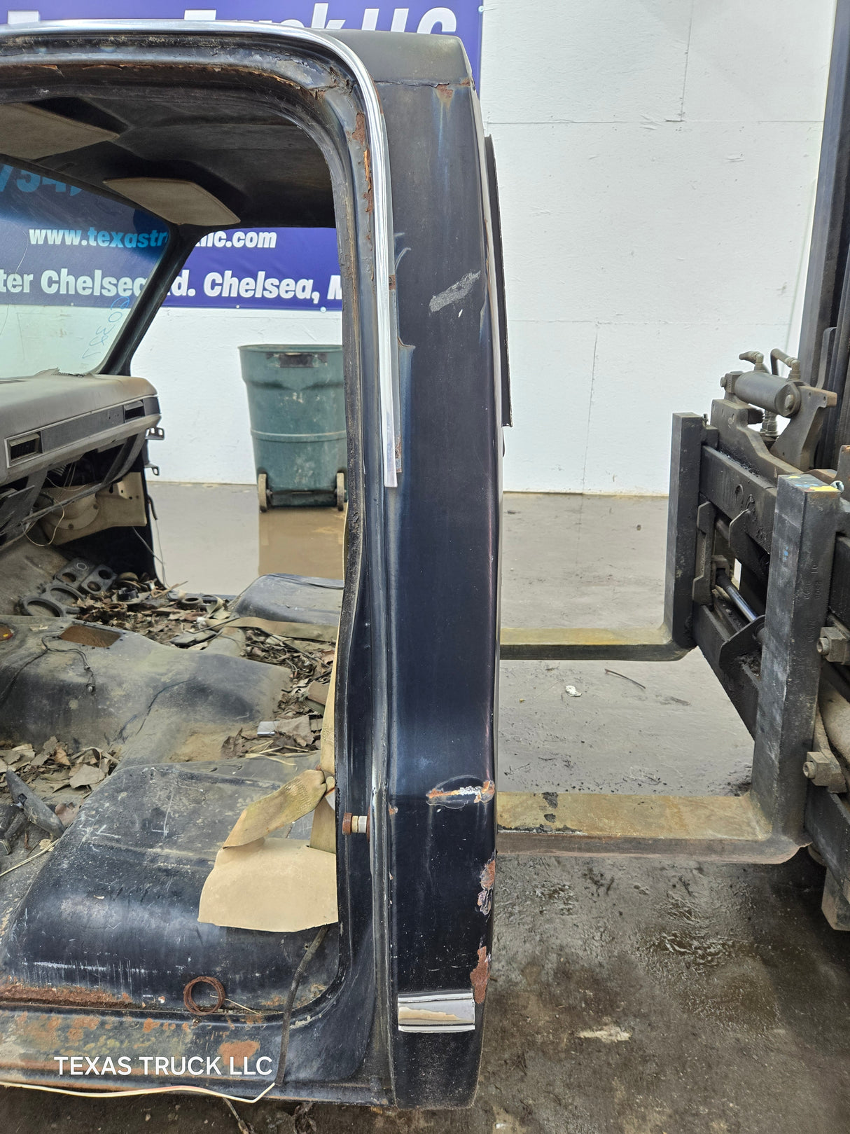 1973-1987 Chevrolet / GMC Square Body Regular Cab Truck Cab K series / C series