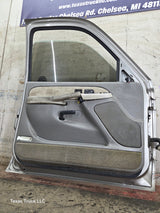 1999-2006 Chevrolet Silverado / GMC Sierra 1500 2500 3500 HD Front Driver Side Door LH