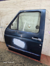1987-1997 Ford F Series F250 F350 F450 F550 RH Passenger Side Front Door