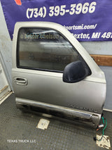 1999-2006 Chevrolet Silverado / GMC Sierra 1500 2500 3500 HD Front Passenger side Door RH