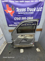 1999-2006 Chevrolet Silverado / GMC Sierra 1500 2500 3500 HD Front Passenger side Door RH
