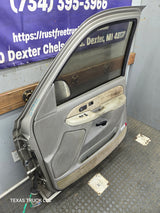 1999-2006 Chevrolet Silverado / GMC Sierra 1500 2500 3500 HD Front Passenger side Door RH