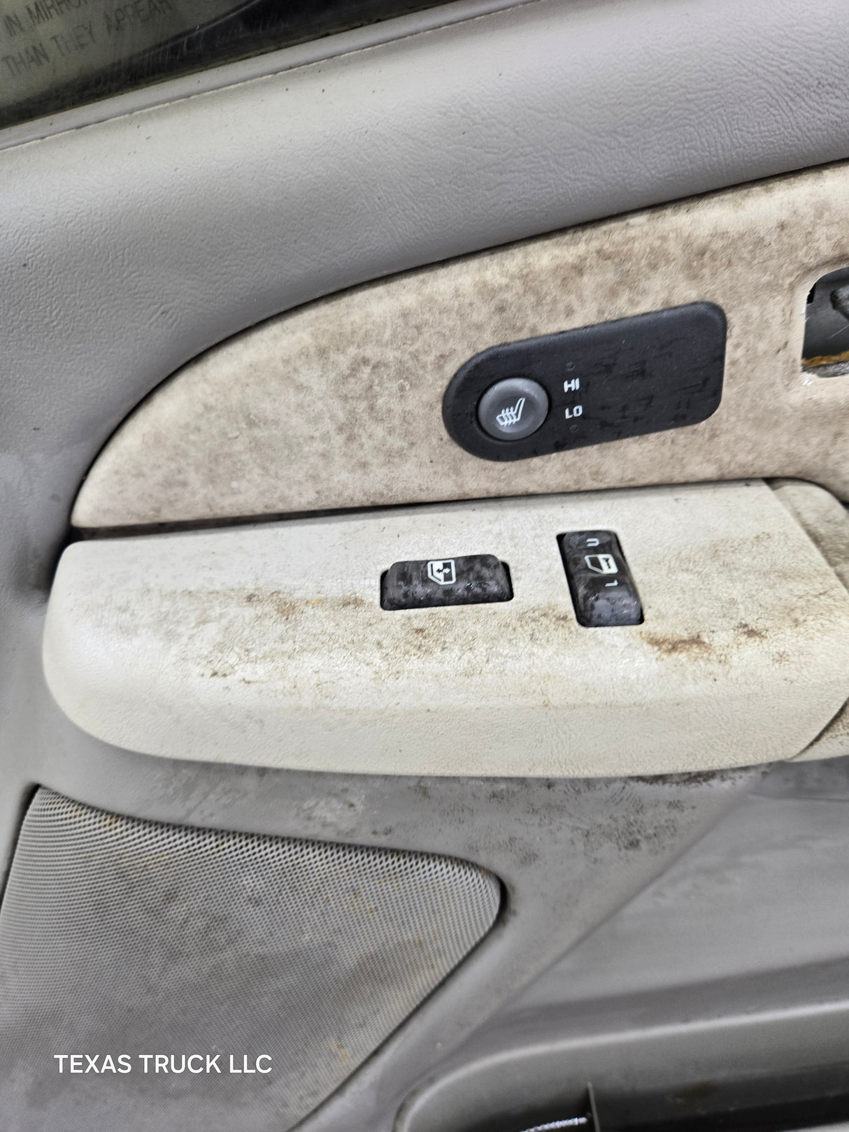 1999-2006 Chevrolet Silverado / GMC Sierra 1500 2500 3500 HD Front Passenger side Door RH