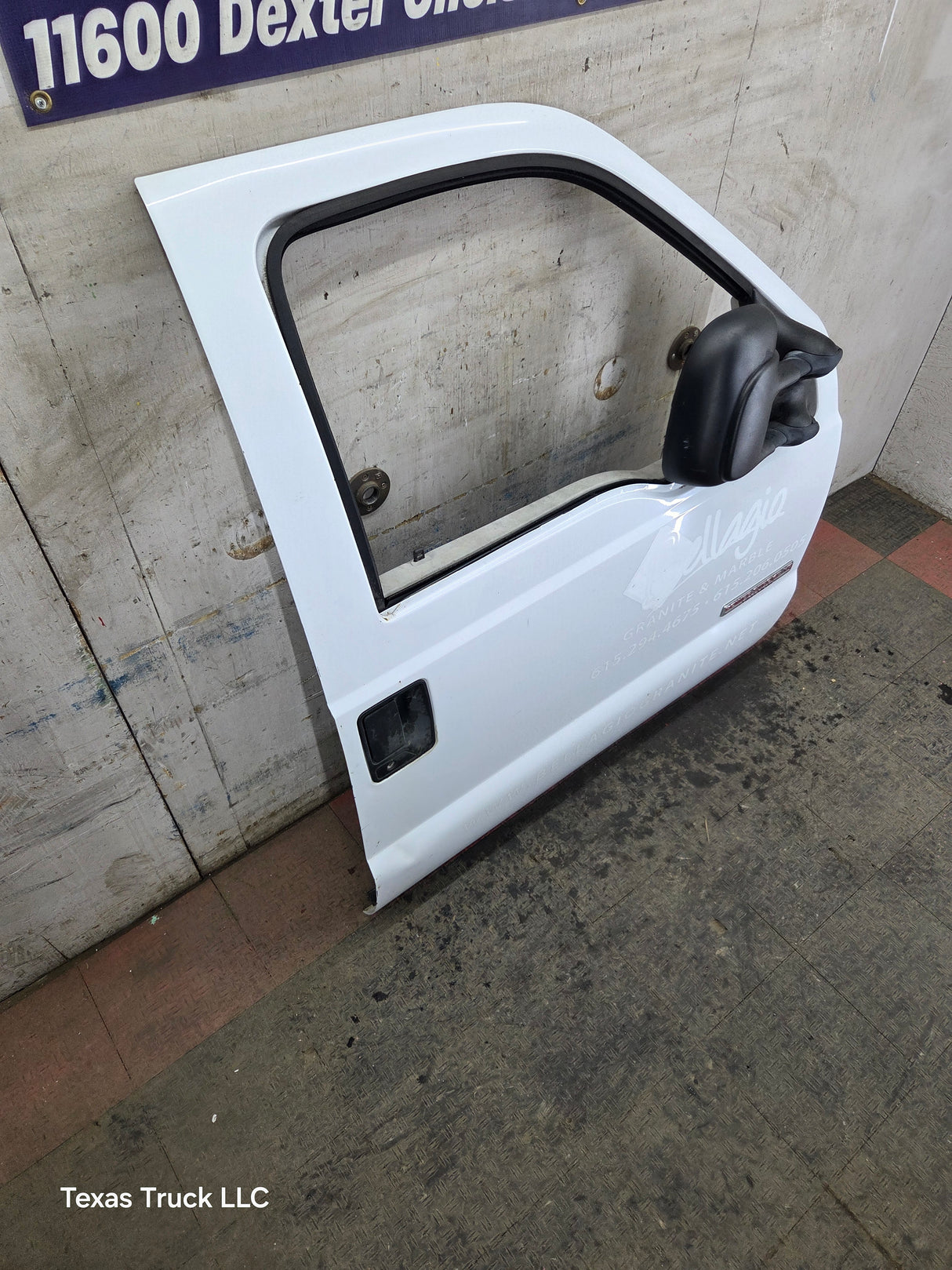 1999-2011 Ford Super Duty / Excursion Front Passenger RH Door F250 F350 F450 F550