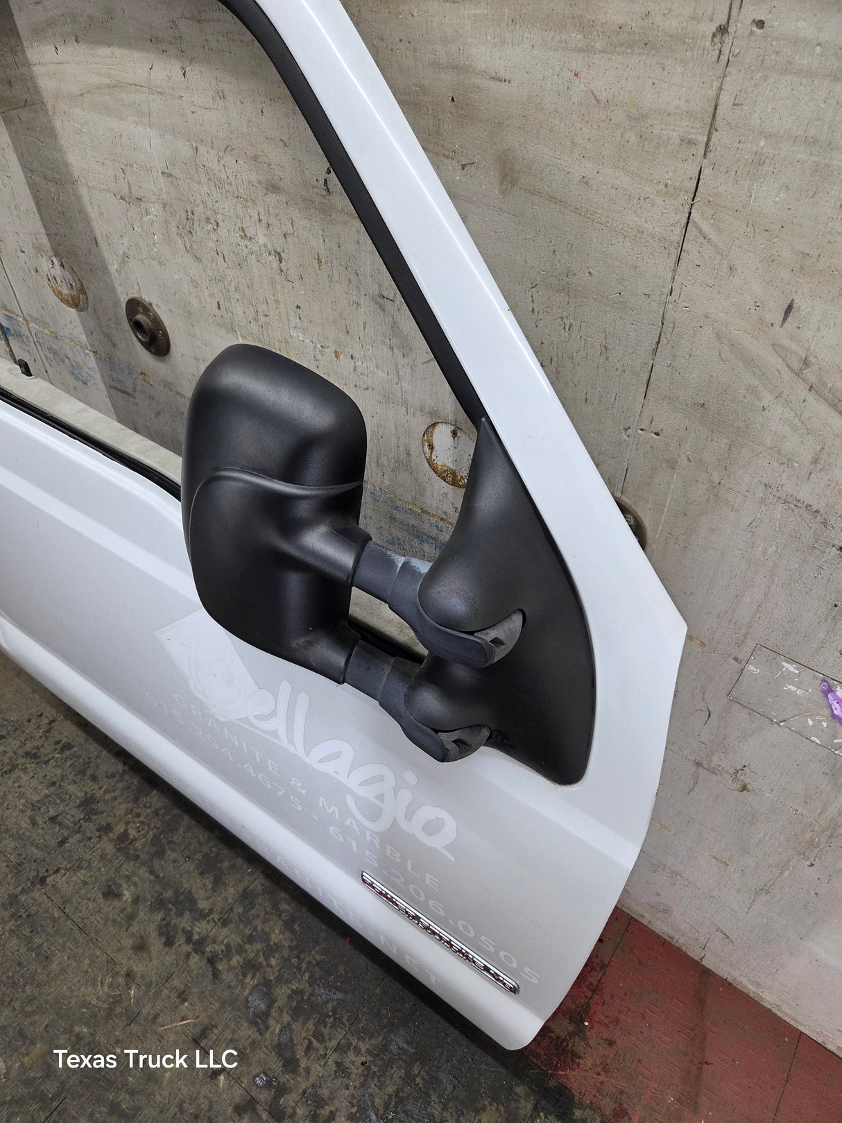 1999-2011 Ford Super Duty / Excursion Front Passenger RH Door F250 F350 F450 F550