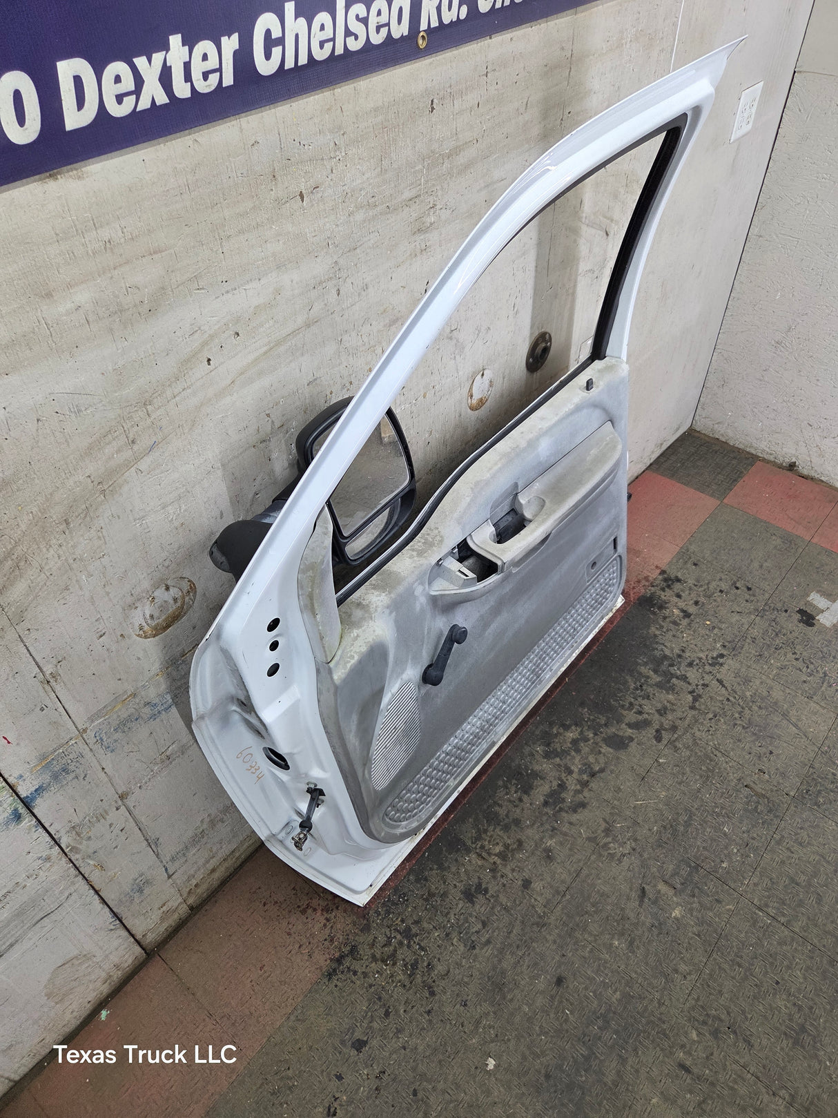 1999-2011 Ford Super Duty / Excursion Front Passenger RH Door F250 F350 F450 F550