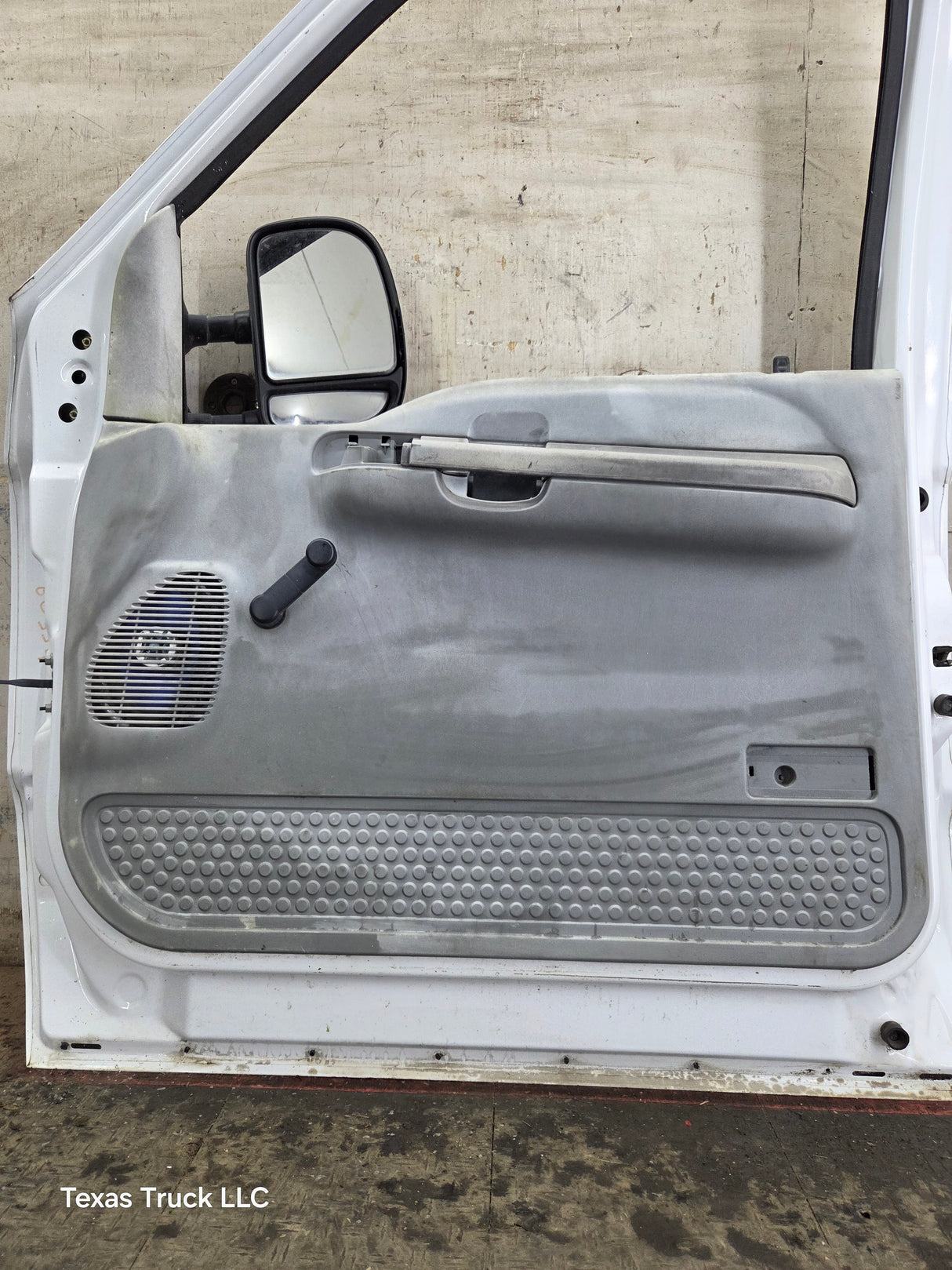 1999-2011 Ford Super Duty / Excursion Front Passenger RH Door F250 F350 F450 F550