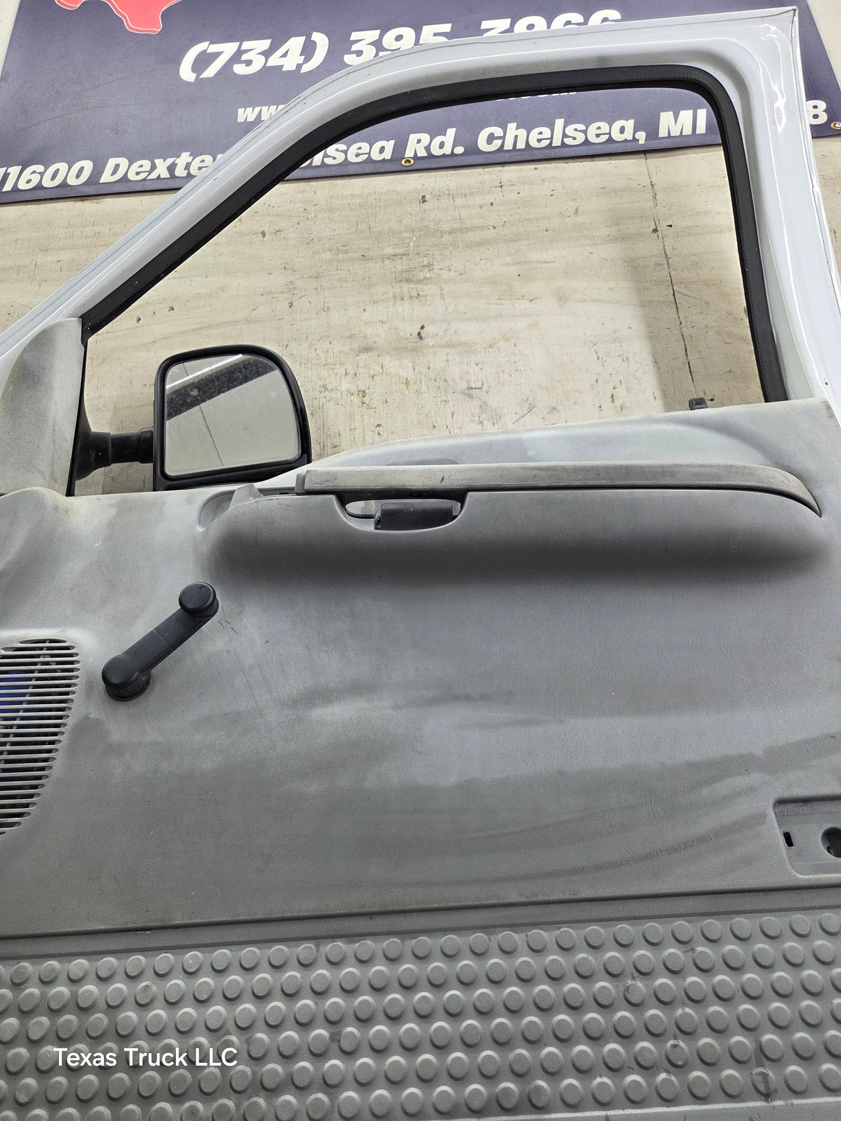 1999-2011 Ford Super Duty / Excursion Front Passenger RH Door F250 F350 F450 F550