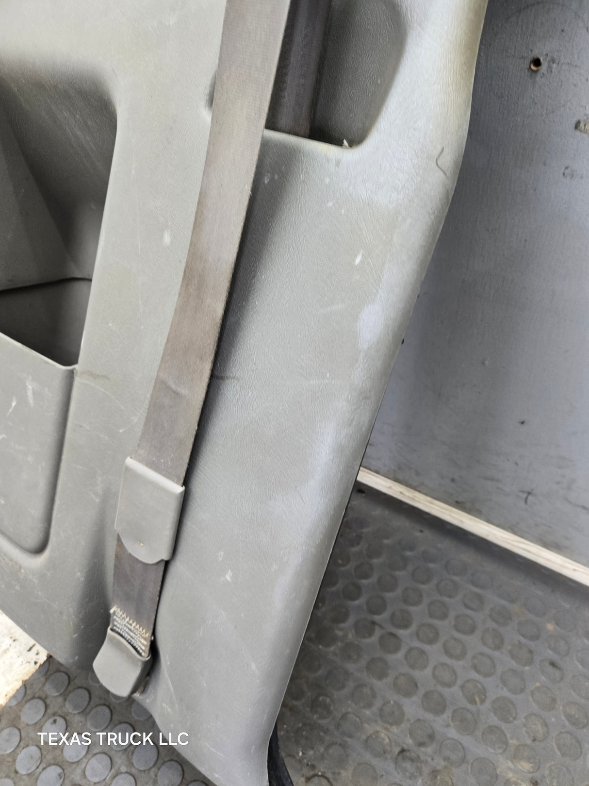 1996-2004 Chevrolet S10 / S15 / GMC Sonoma LH Driver Side Extended Cab Door