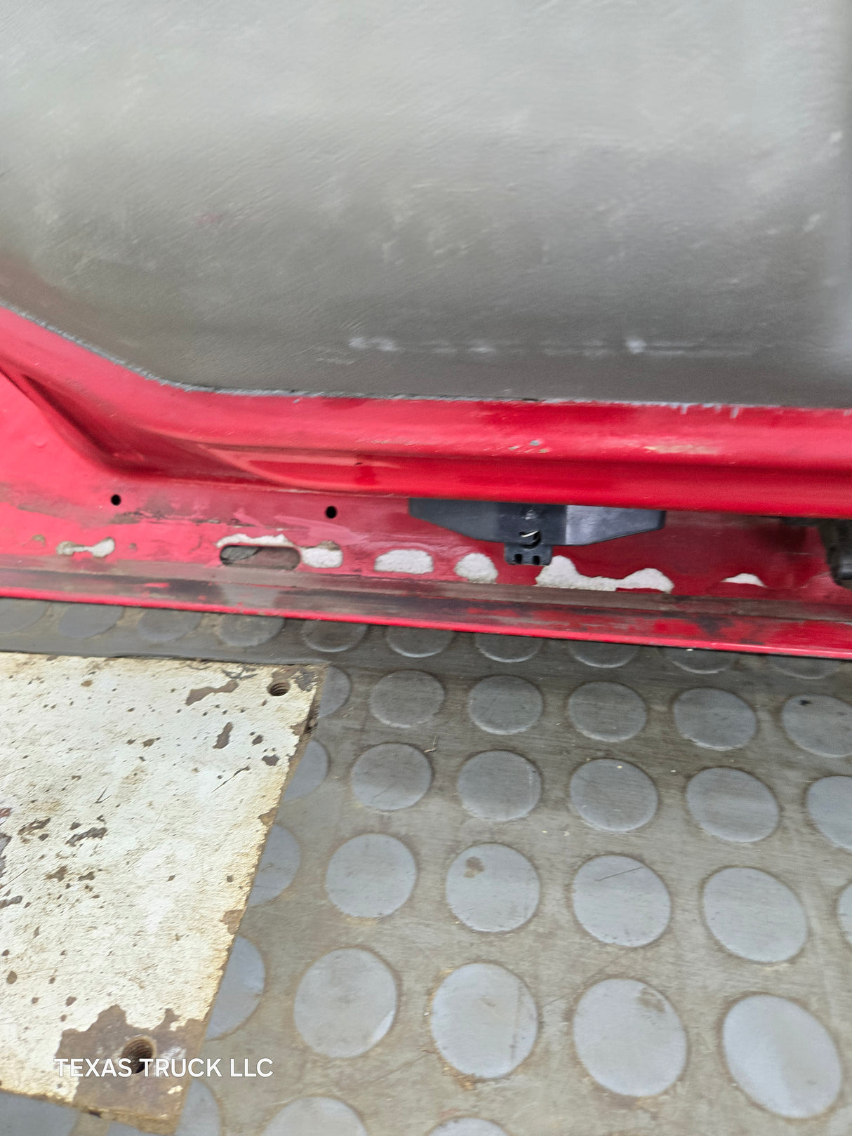 1996-2004 Chevrolet S10 / S15 / GMC Sonoma LH Driver Side Extended Cab Door