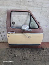 1980-1986 Ford F Series F250 F350 F450 F550 Passenger Side Front Door RH