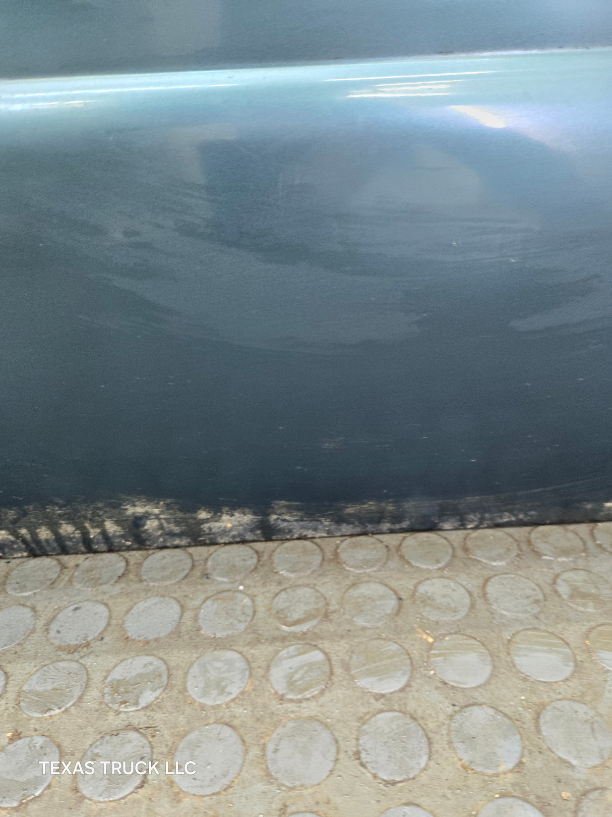 2003-2005 Ford Ranger Passenger Side Front Right Hand Door
