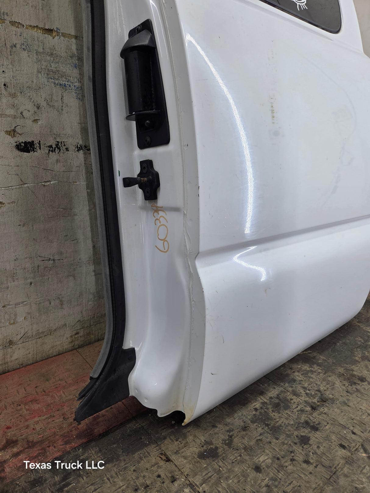 1999-2006 Chevrolet Silverado / GMC Sierra 1500 2500 3500 HD Rear Driver side Extended Cab Rear Door