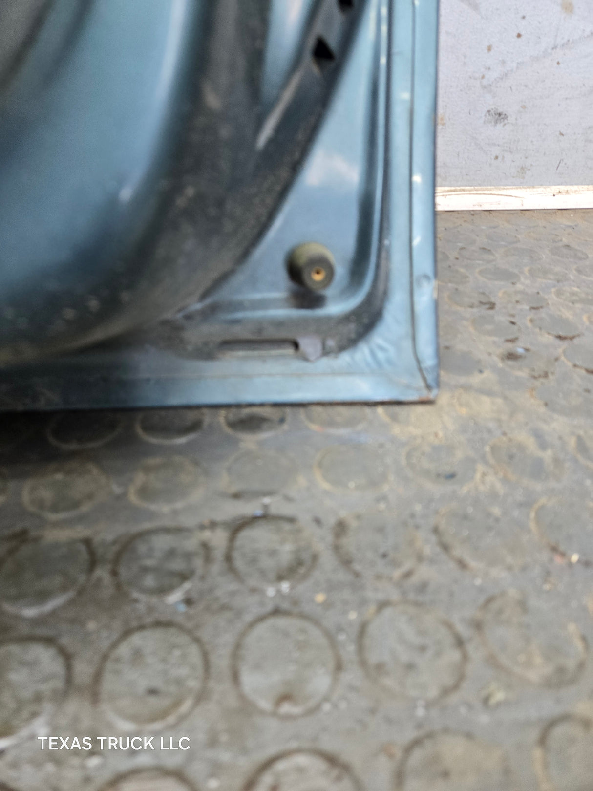 2003-2005 Ford Ranger Passenger Side Front Right Hand Door