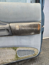 2003-2005 Ford Ranger Passenger Side Front Right Hand Door